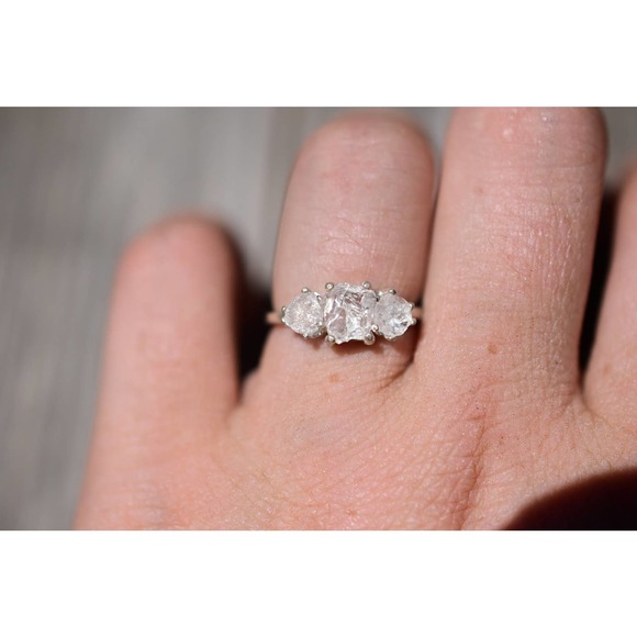 Raw Crystal Ring, Raw Stone Ring, Rings for Women, Stacking Ring, Raw Ge… - Picture 1 of 4